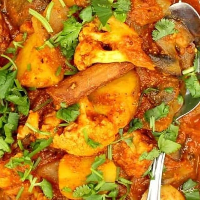 Veg Kolhapuri.