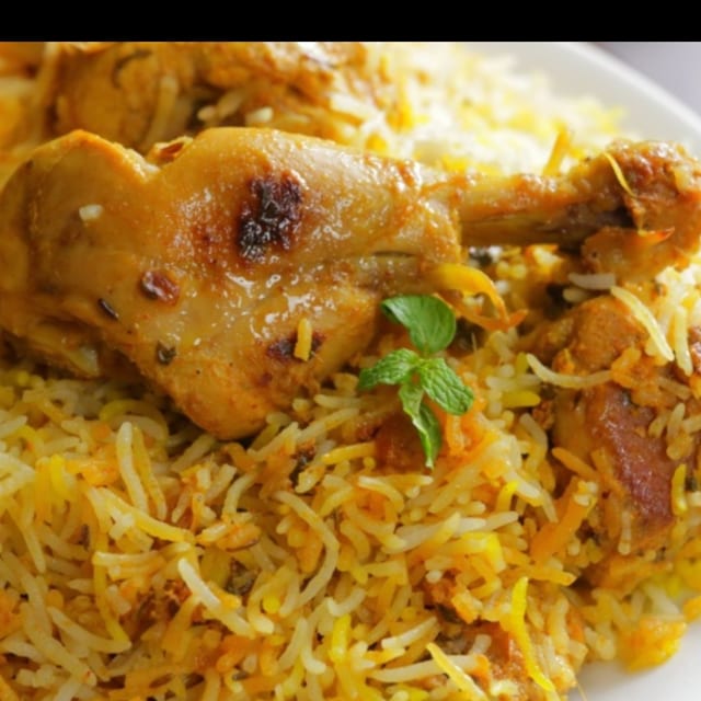 BoGo Chicken Dum Biryani (W Bone).