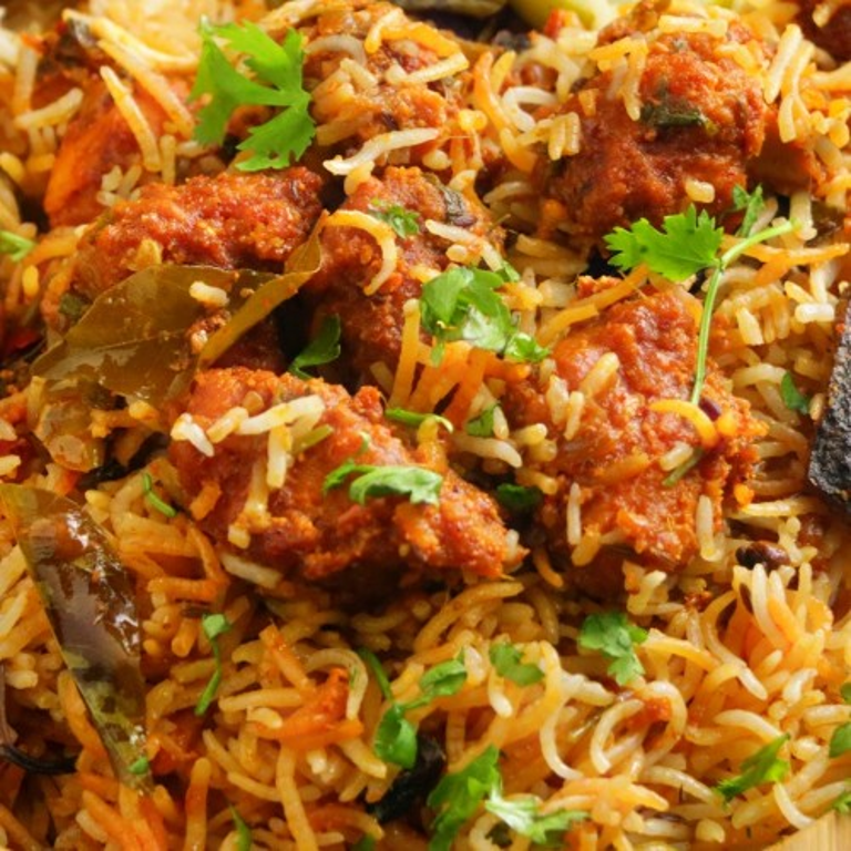 Delicious Chicken Dum Biryani